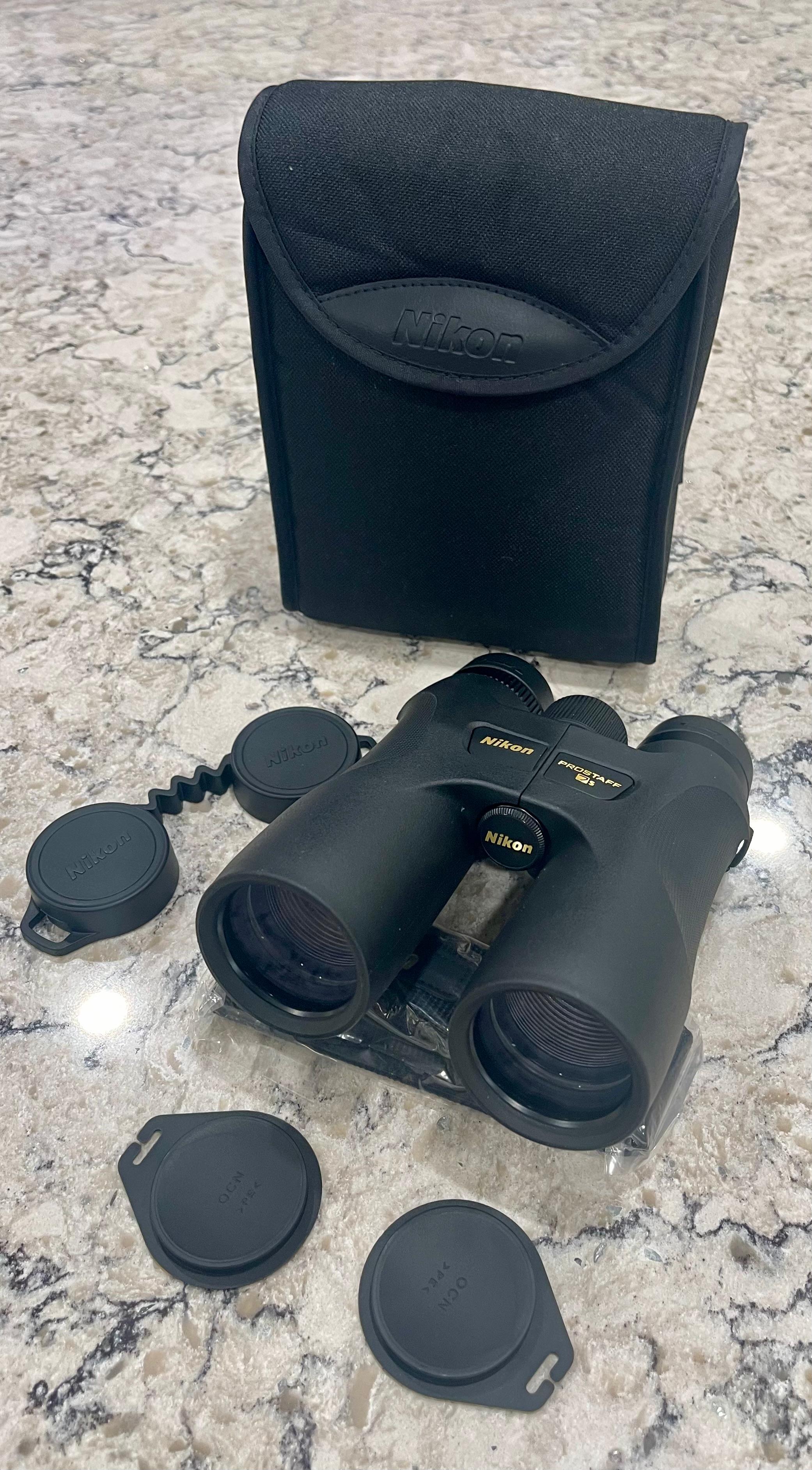 Photo of Like new Nikon Prostaff 7S 10x42 Binoculars.