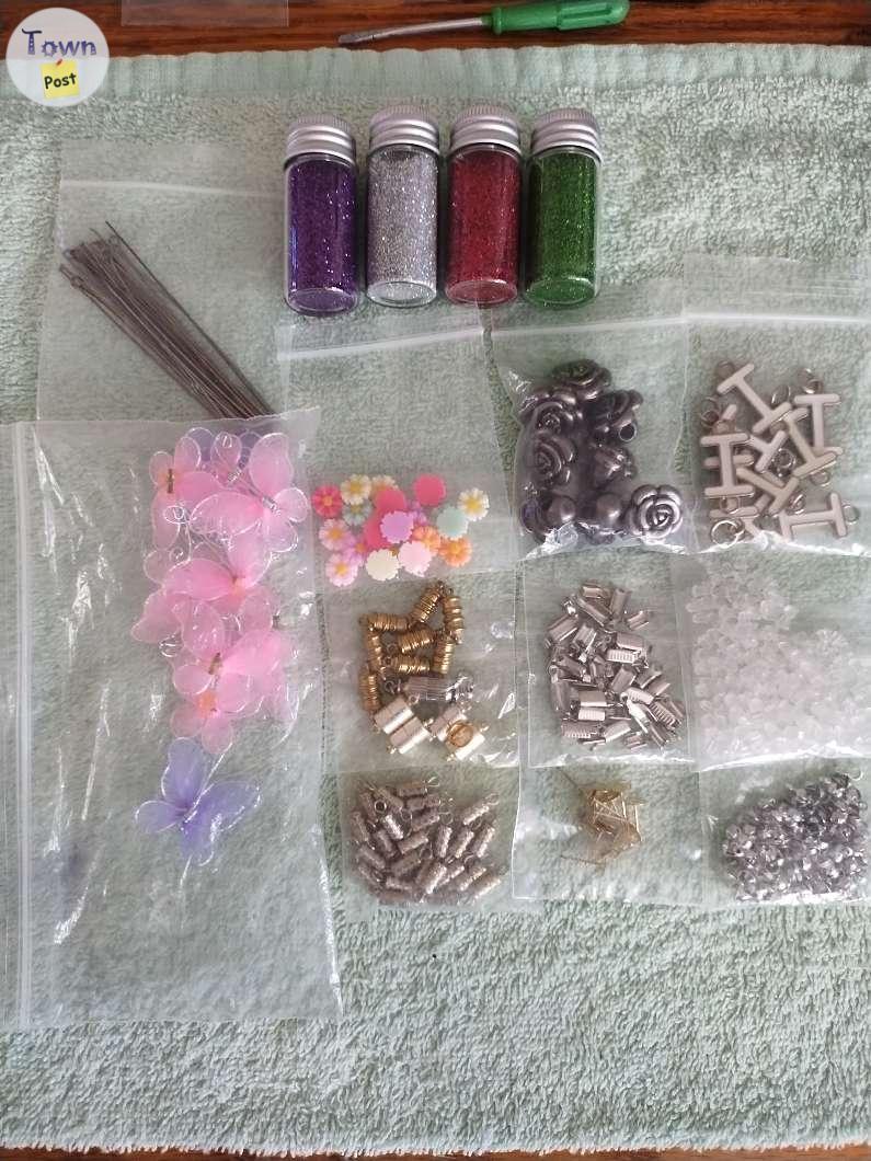 Photo of Crafting/jewelry making supplies