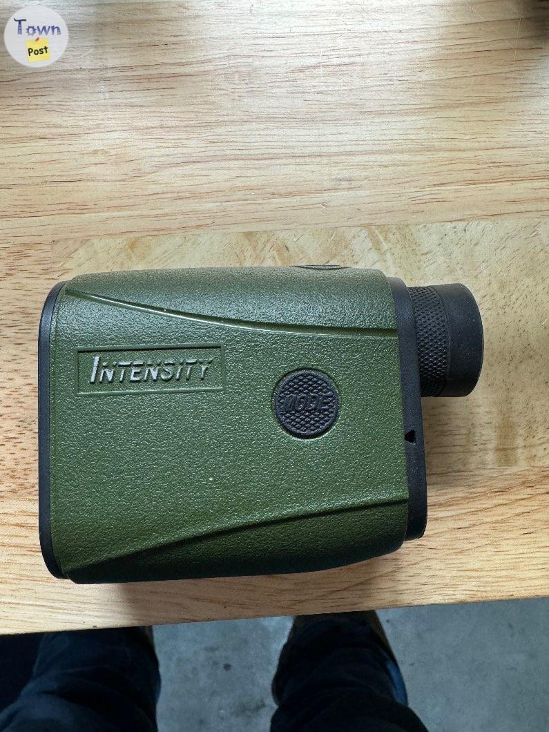 Photo of Cabelas 1600 Rangefinder 